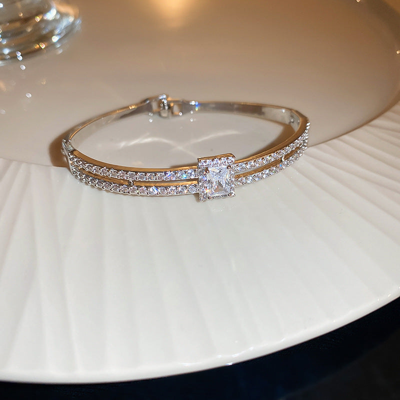 Wholesale Zircon Double Layer Letter Buckle Bracelet